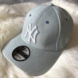 Levi's X New Era NY 9Twenty light denim baseball cap